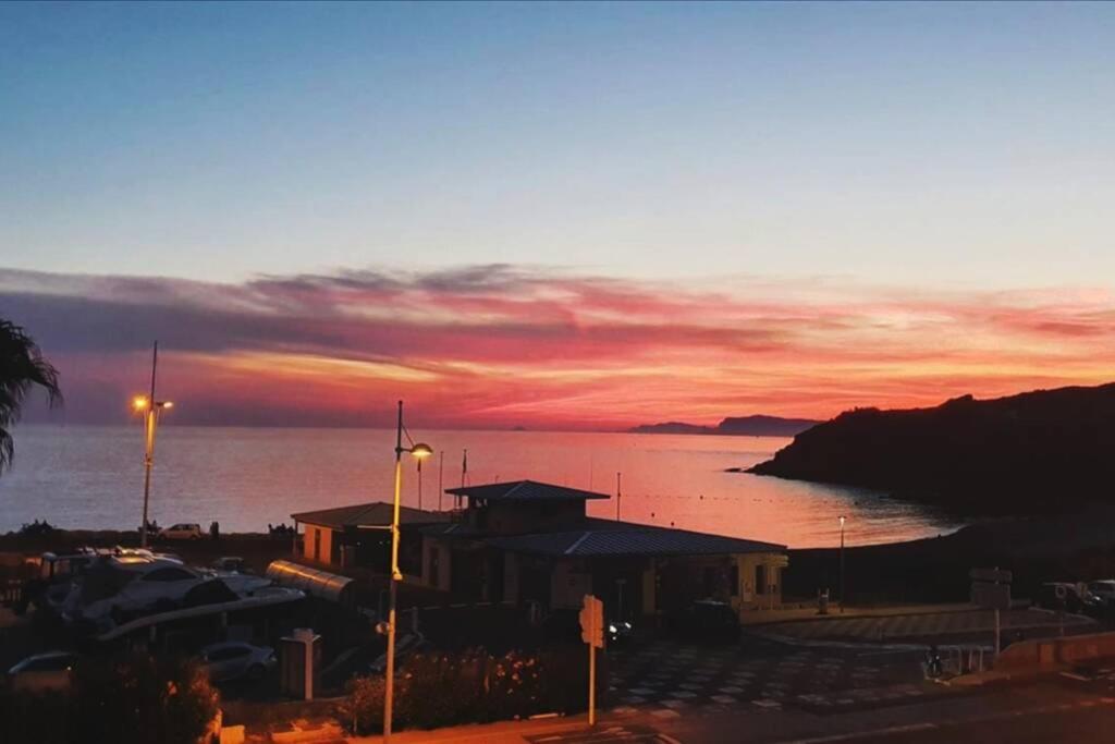 T2 Magnifique Vue Mer Panoramique Six-Fours-les-Plages Kültér fotó